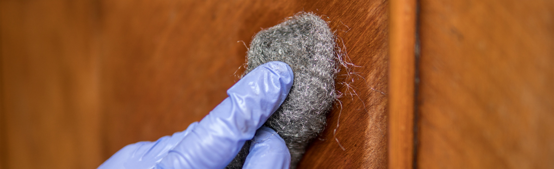 Czyszczenie i polerowanie za pomocą stalowej wełny 0-00: Poradnik krok po kroku